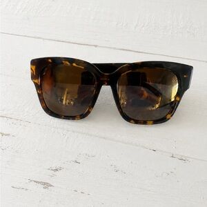 Diff Eyewear Tortoiseshell Frame Sunglasses with Brown Lenses